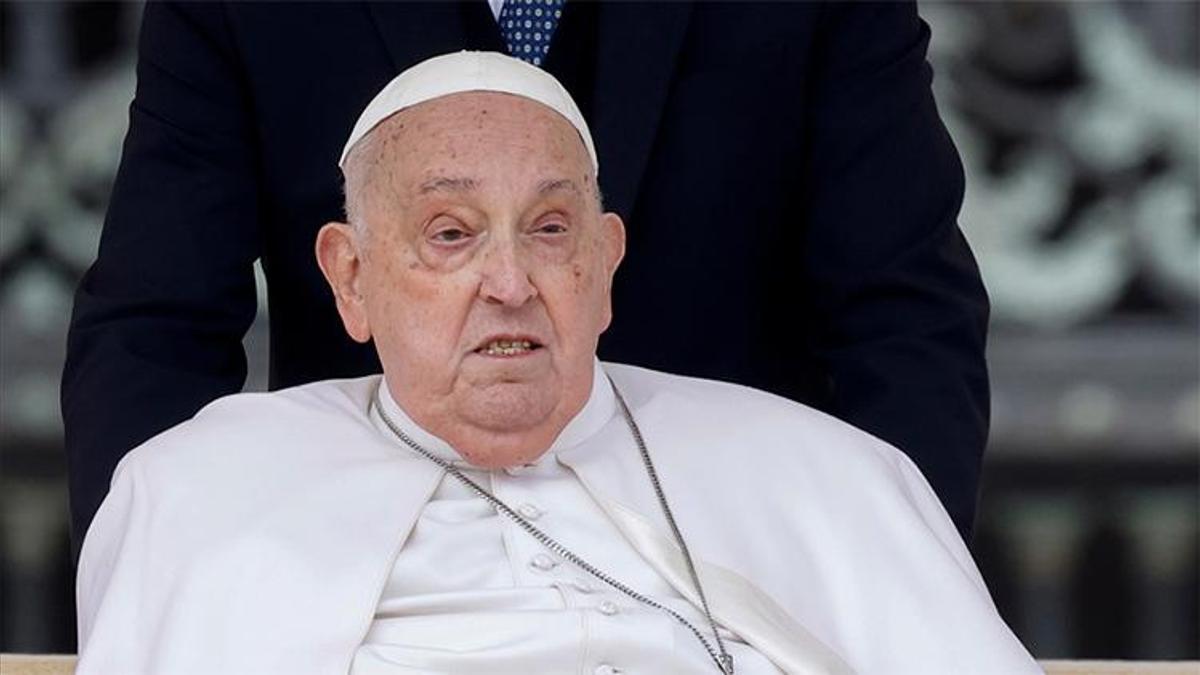 Papa Franciscus hayatını kaybetti! Bundan sonra ne olacak, yeni papa nasıl seçilecek?