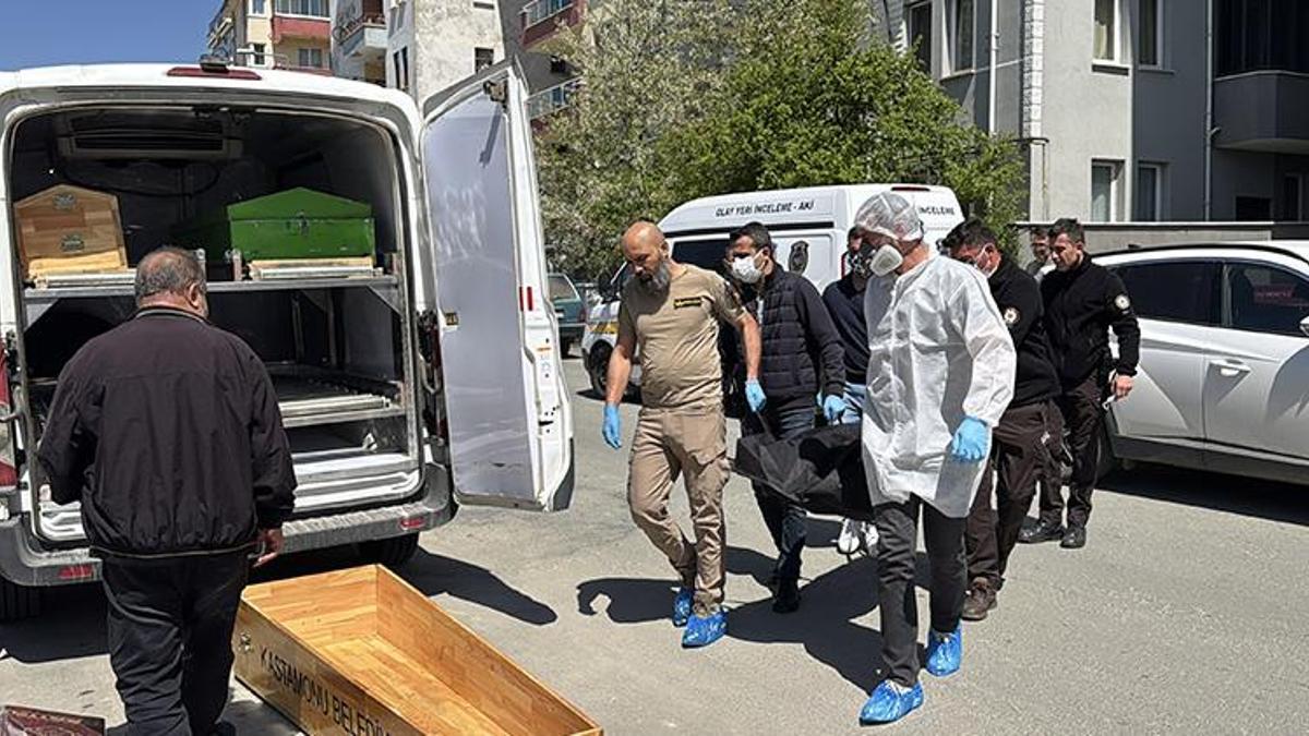 Kastamonu'da korkunç olay! Koku komşuları rahatsız etmeye başlayınca gerçek ortaya çıktı