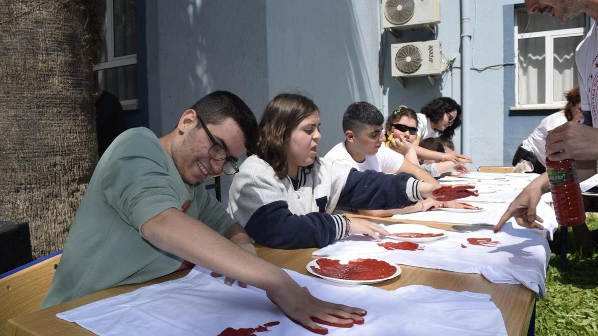 İzmir'de özel bireyler için anlamlı proje
