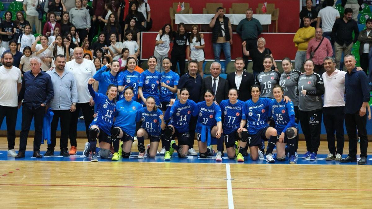 Yalıkavakspor Üst Üste İkinci Şampiyonluk İçin Finale Çıktı