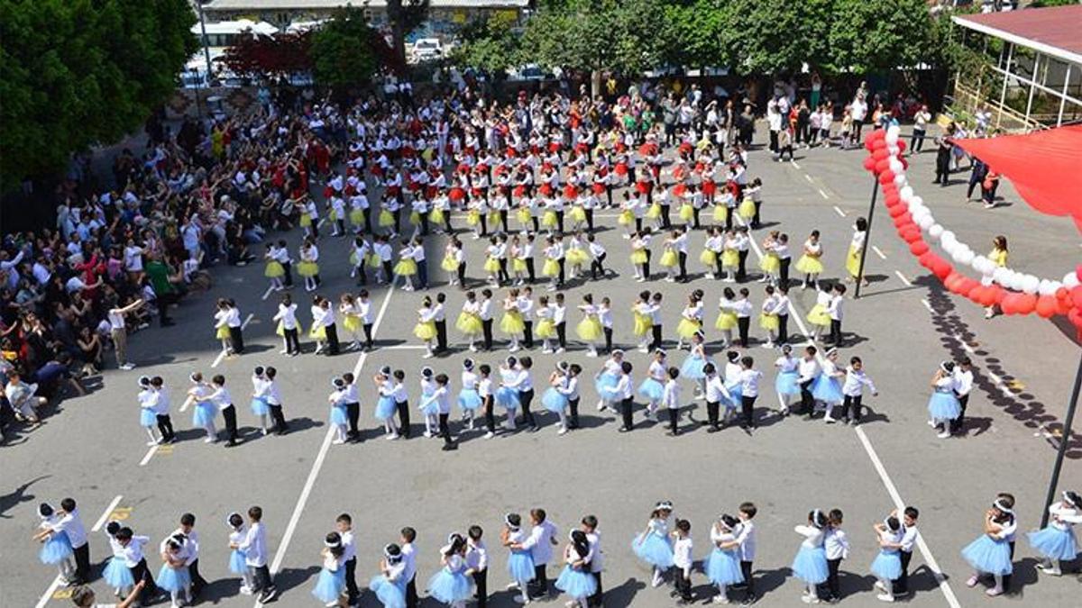 Adana'da 23 Nisan coşkusu başladı!