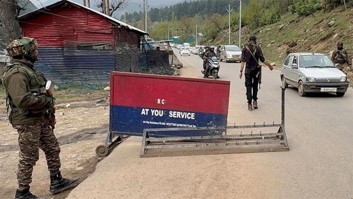 Hindistan'da turistlere silahlı saldırı