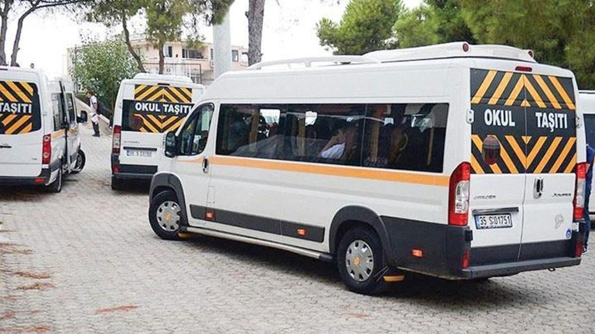 Resmi Gazete'de yayımlandı... Servis araçlarında yaş sınırı yükseltildi