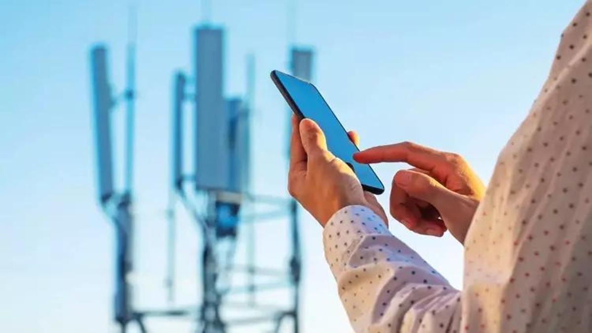 Deprem sonrası GSM çalışmadı! Vatandaşın imdadına internet yetişti