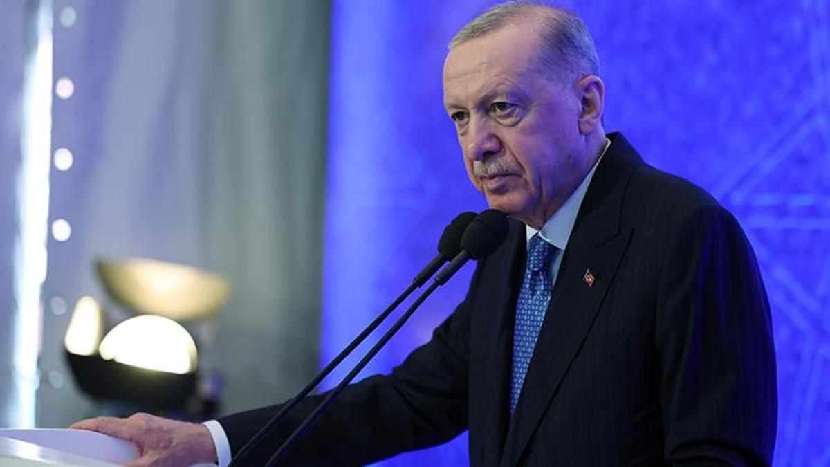 Cumhurbaşkanı Erdoğan: Deprem siyasete alet edilmemeli