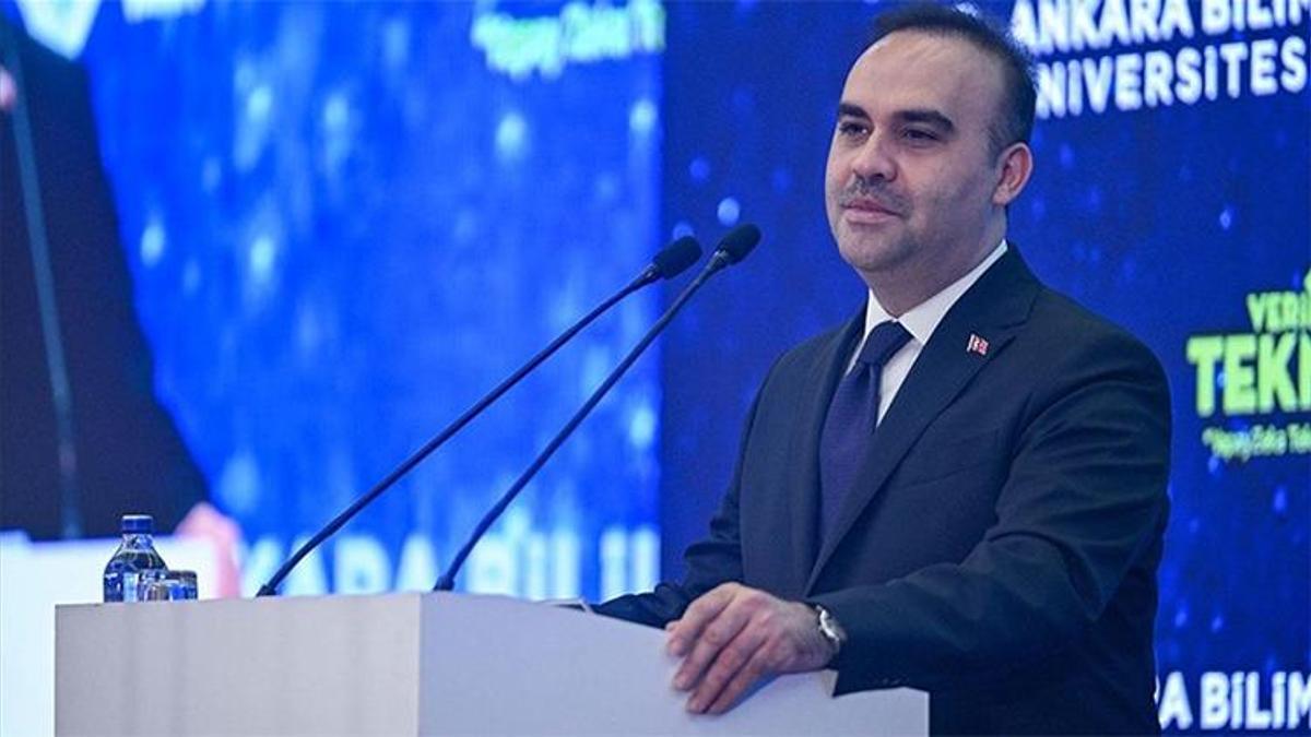 Bakan Kacır: Türkiye'nin ilk yerli yapay zeka modeli geliyor