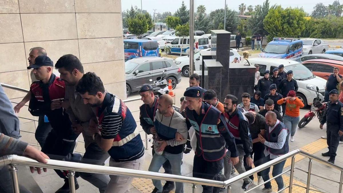 Erdemli'de 15 Tutuklama: Uyuşturucu Operasyonu