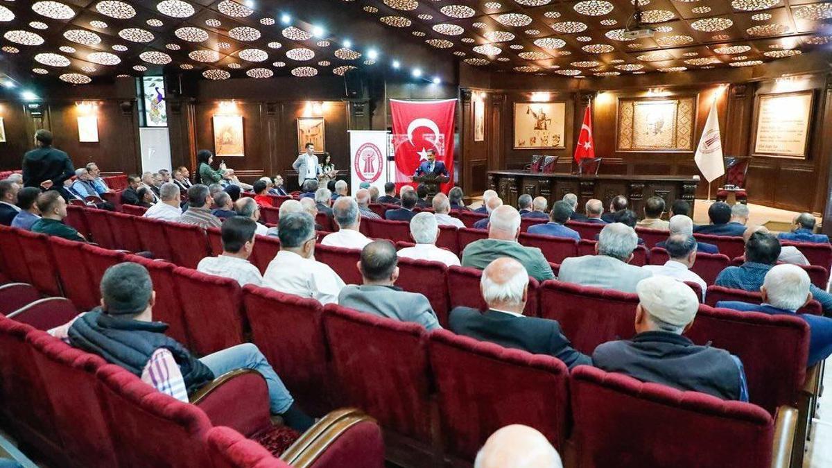 Antakya'da Konferans Salonuna Başkanın İsmi Verildi