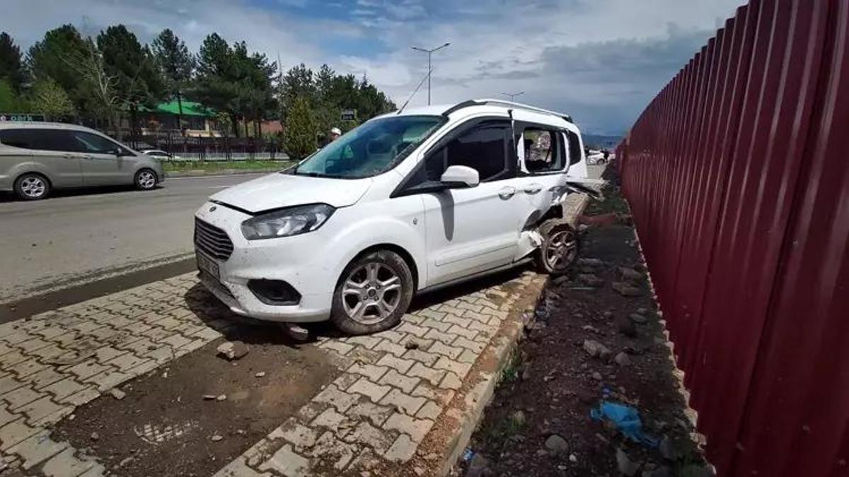 Bingöl'de zincirleme kaza! Çok sayıda yaralı var