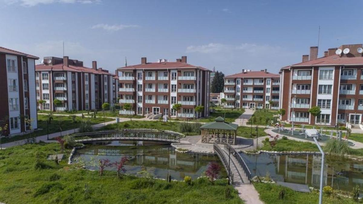 Bakan Kurum: Yıl sonuna kadar 81 ili kapsayan yeni sosyal konut kampanyası yapacağız
