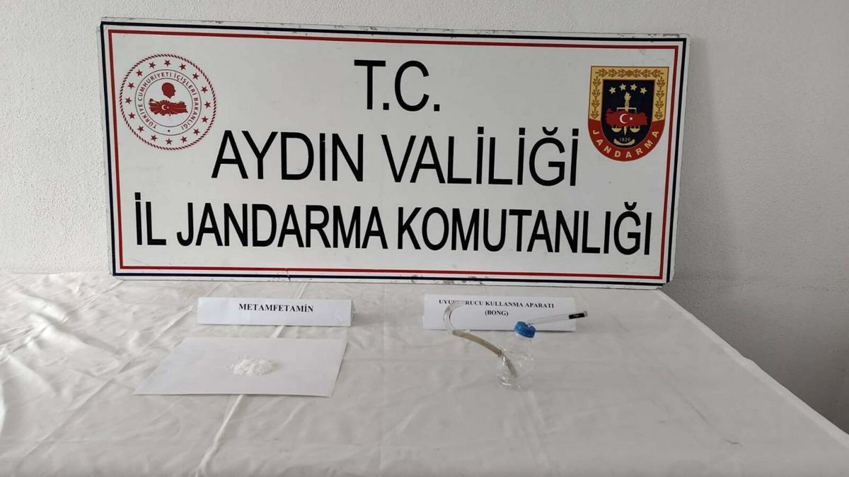 Aydın'da uyuşturucuyla yakalanan 3 şüpheliye gözaltı