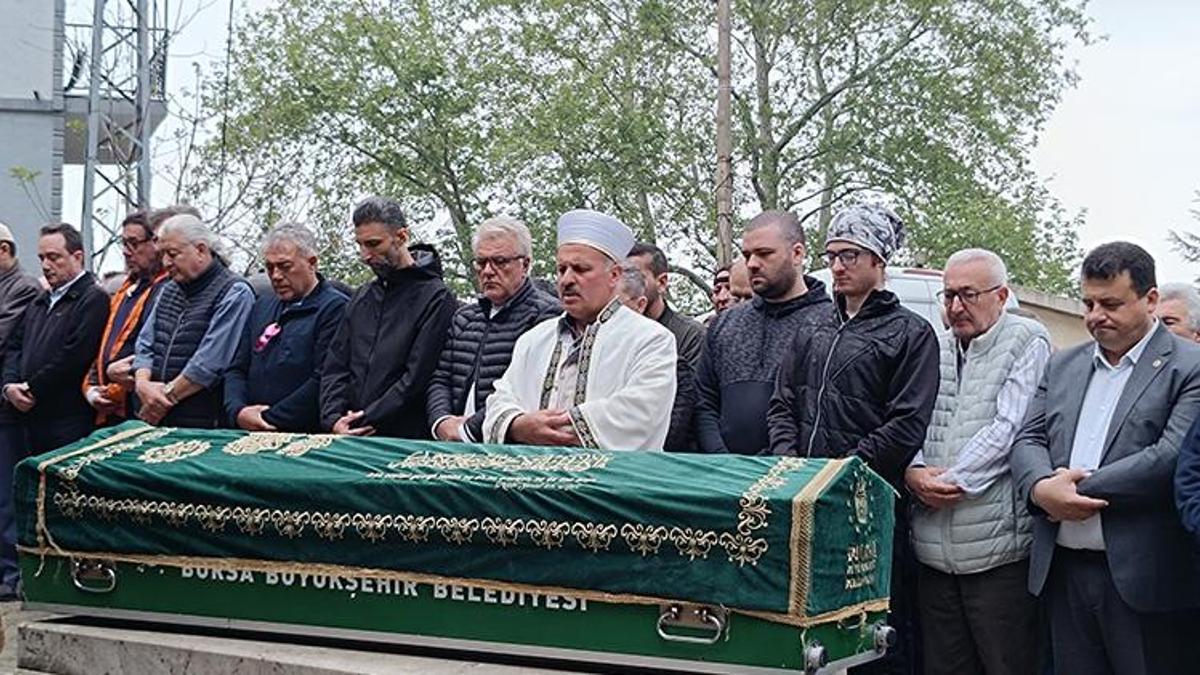 Rusya'da hayatını kaybeden dağcı Bursa'da toprağa verildi