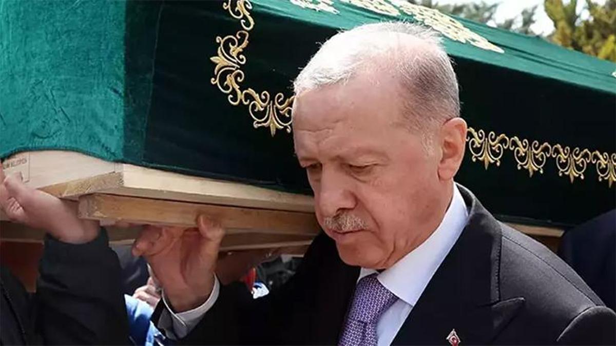 Cumhurbaşkanı Erdoğan'dan vefat eden Arapça öğretmeni için başsağlığı mesajı