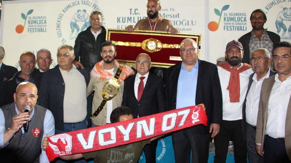 Kumluca Güreşleri'nde başpehlivan Orhan Okulu oldu