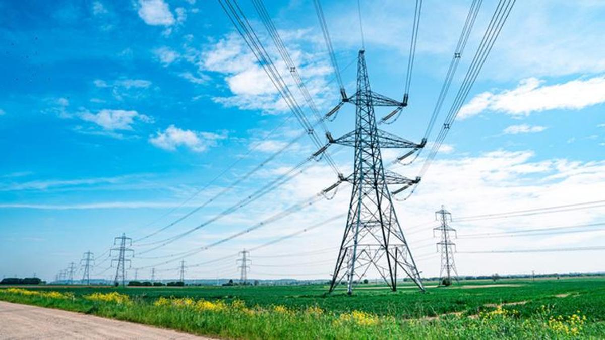 Kaçak elektrik kullanımı Türkiye'nin enerji güvenliğini tehdit ediyor! 5 ilçe yüzde 2'sini tek başına harcıyor