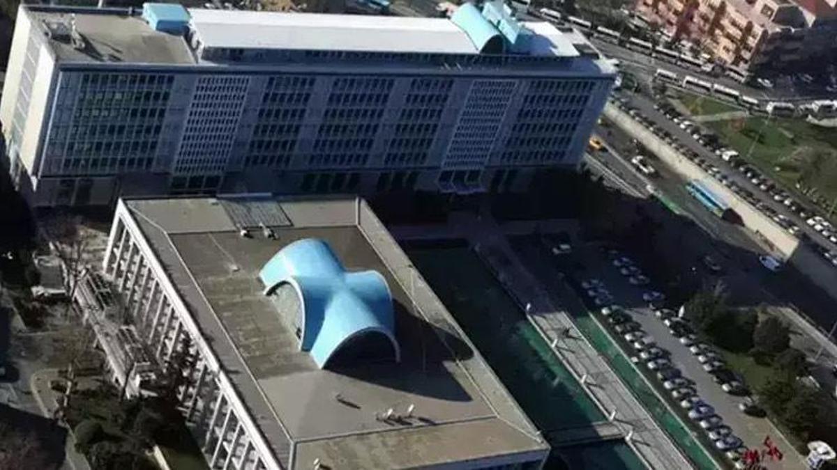 İBB'ye yolsuzluk soruşturmasında 18 kişi tutuklandı