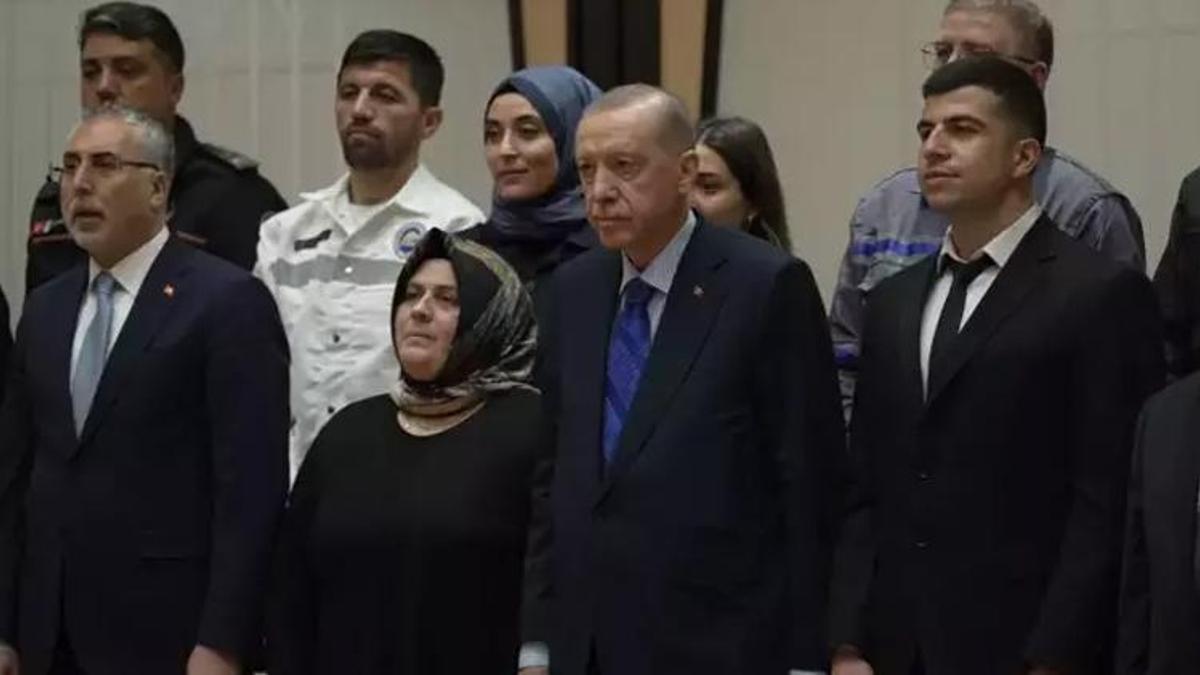Cumhurbaşkanı Erdoğan, işçileri kabul etti: Çalışanlarımızın haklarını korumak önceliğimiz oldu