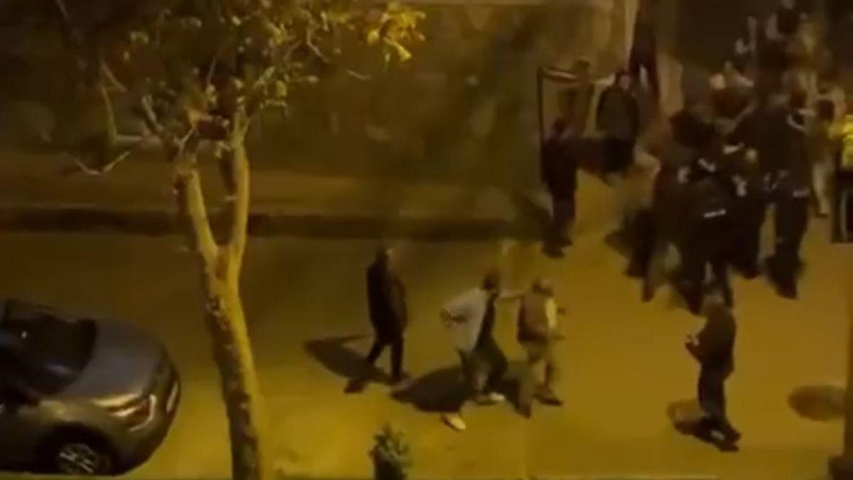 Kimlik sorgusu yapmak isteyen polislere saldıran 2 şüpheli gözaltına alındı