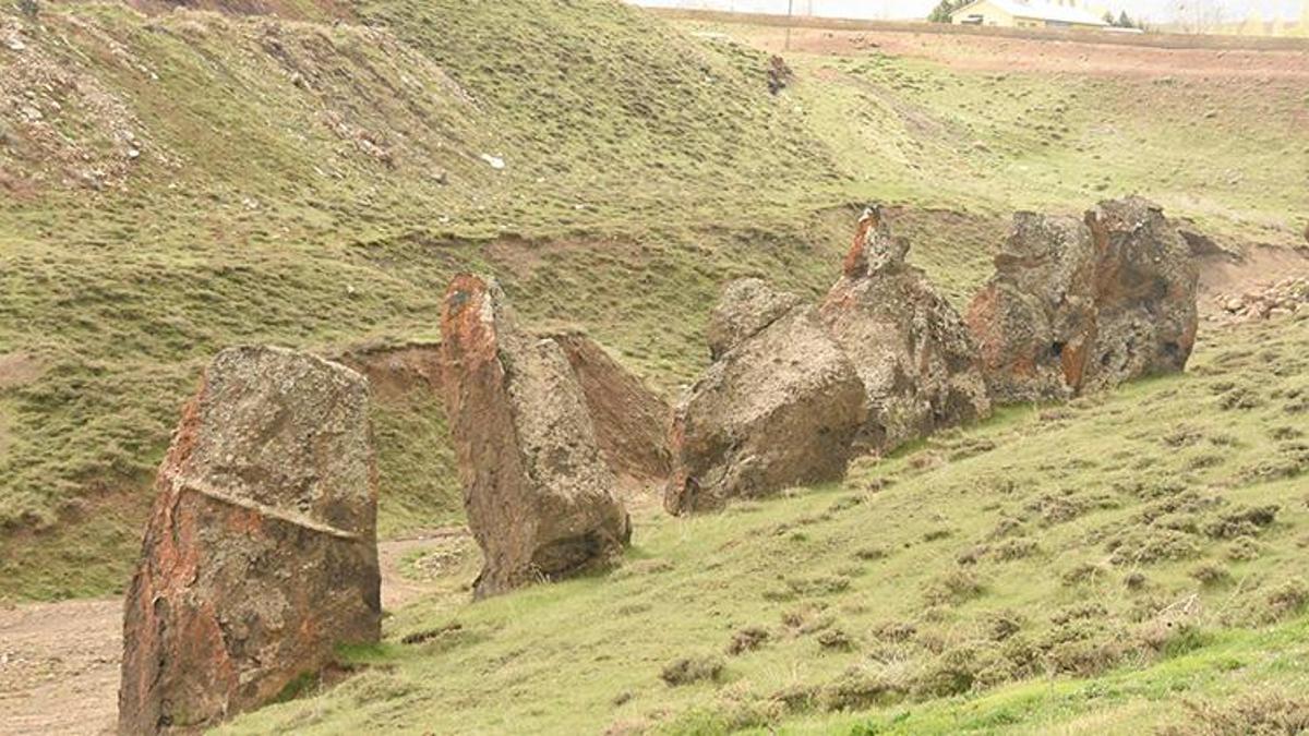 Bitlis'teki 'Nemrut'un develeri' koruma altına alınıyor! Volkanik patlamayla oluştu