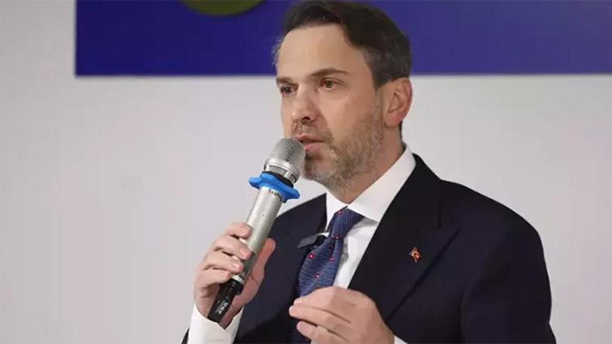 Bakan Bayraktar açıkladı: Yenilenebilir enerjide yeni bir 'rekor kurulu gücü' devreye alacağız