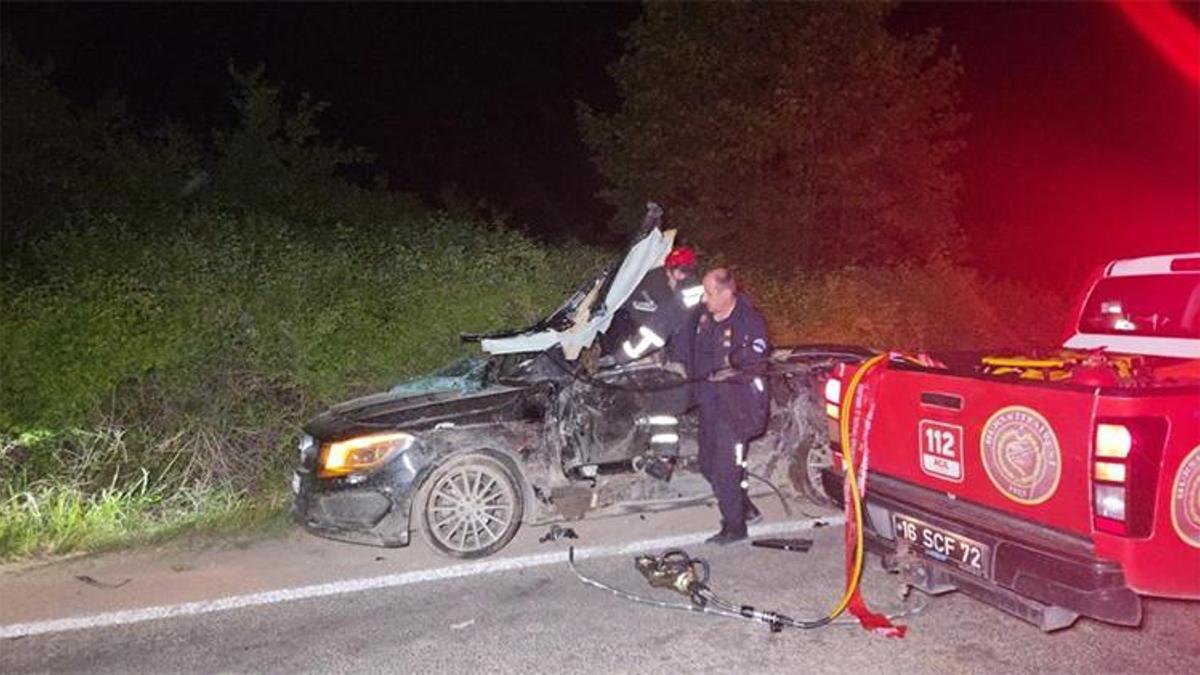 Bursa'da feci kaza... Otomobil ile cip çarpıştı: 3 can kaybı!