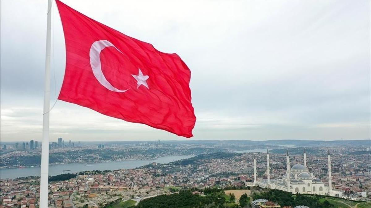 Bakanlar terör örgütü PKK'nın fesih ve silah bırakma kararını değerlendirdi: Türkiye kazanacak, milletimiz kazanacak