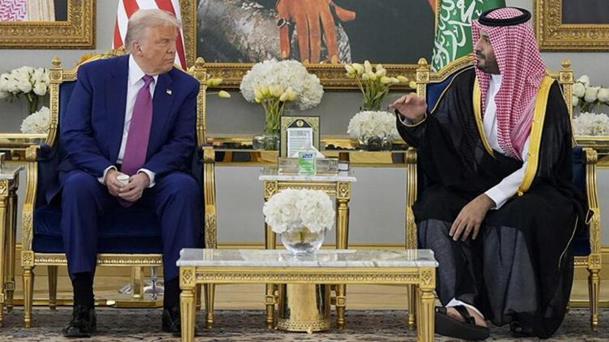 Trump Suudi Arabistan'da! Veliaht Prensi bin Selman ile görüştü