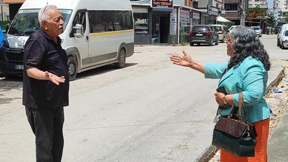 Adana'da belediye yolu yapmadı! Vatandaş muhtara tepki gösterdi