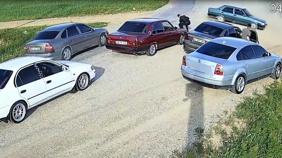 Drift ve silahla terör estirdiler: O anlar kamerada