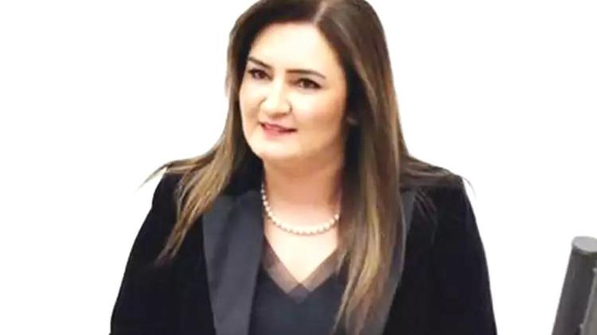 CHP Milletvekili Sevda Erdan Kılıç kendi 'ölüm' haberini okudu! Asparagas haber sosyal medyada gündem oldu