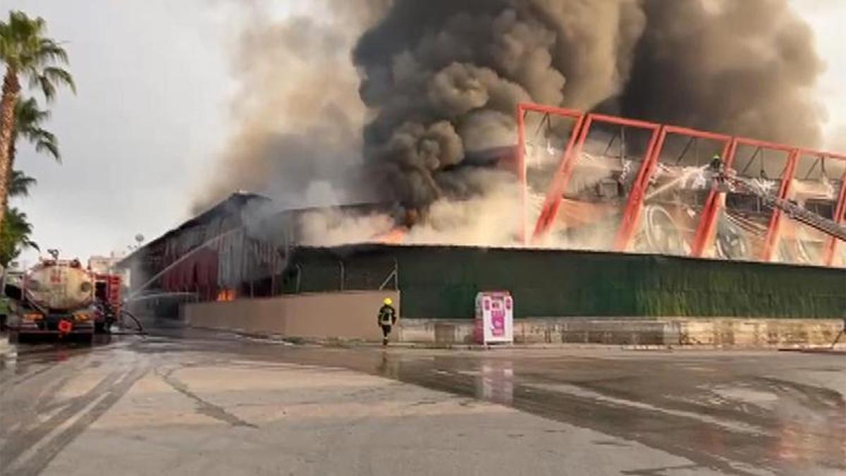 Mersin'deki fabrika yangını kontrol altına alındı