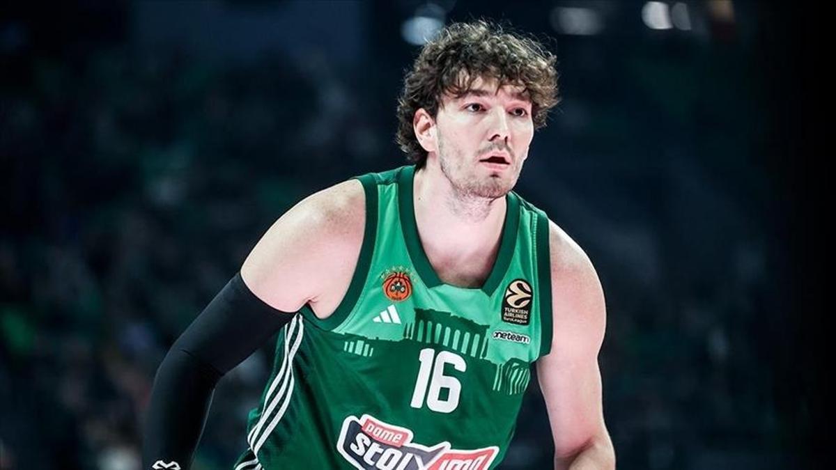 Cedi Osman'ın '19 Mayıs' paylaşımı Yunanistan'da tepki topladı! 'Tahrik edici'