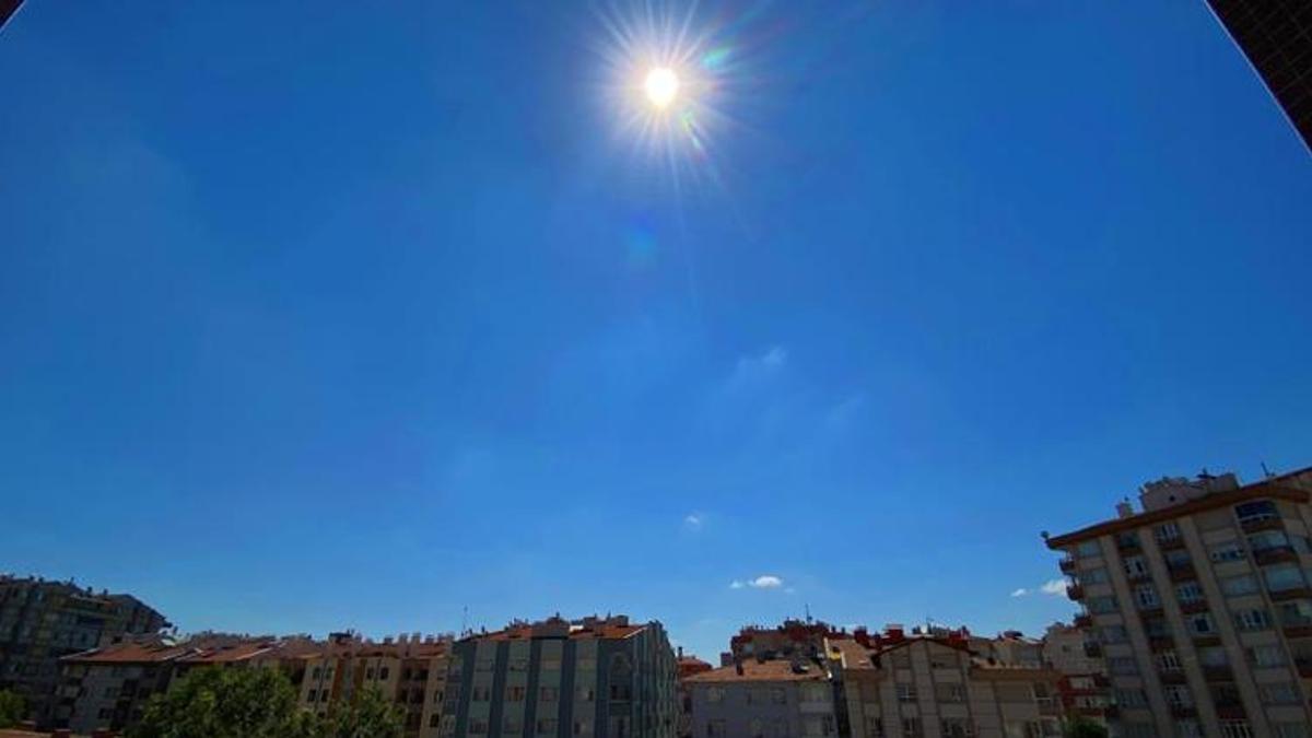 Konya'da rekor! 90 yılın en sıcağı, peş peşe uyardı