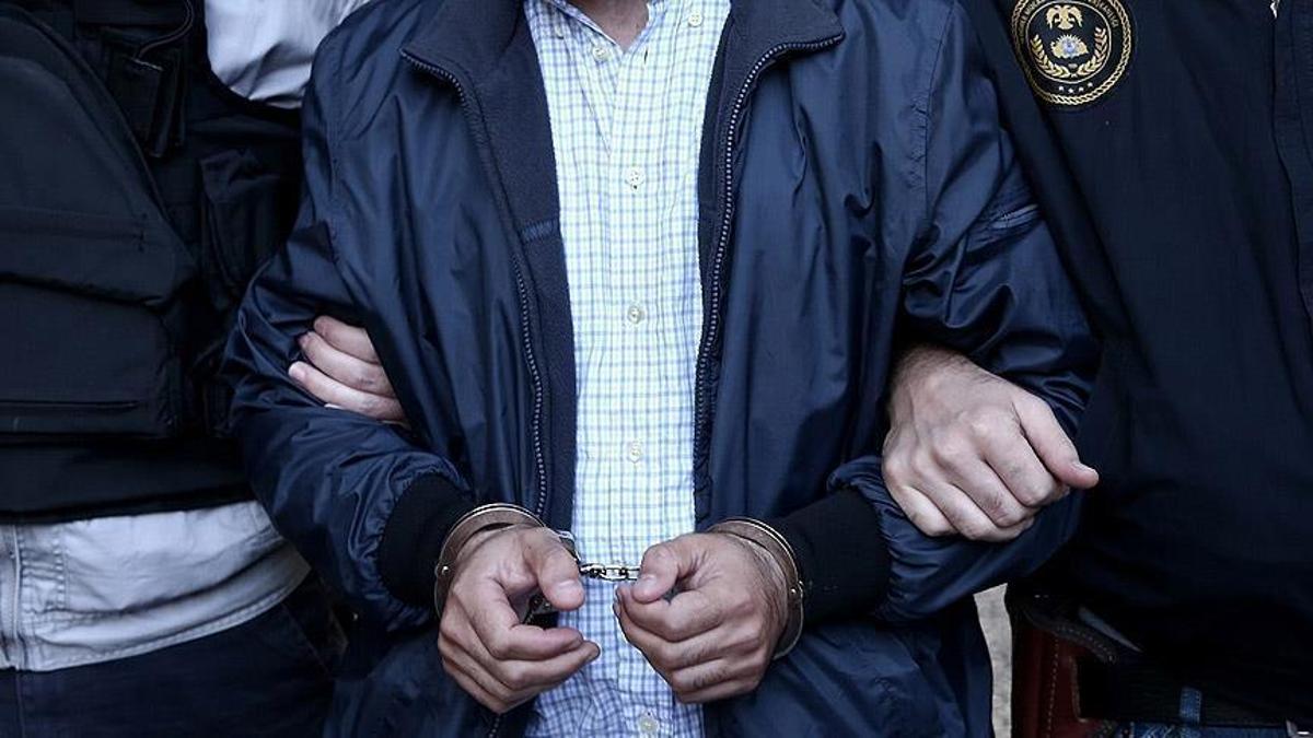 36 ilde düzenlenen FETÖ operasyonunda 61 askeri personel tutuklandı
