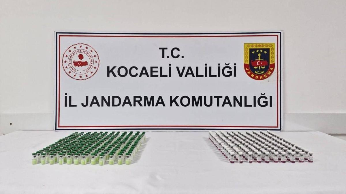 Araçta 360 Kaçak Botoks İlaç Ele Geçirildi