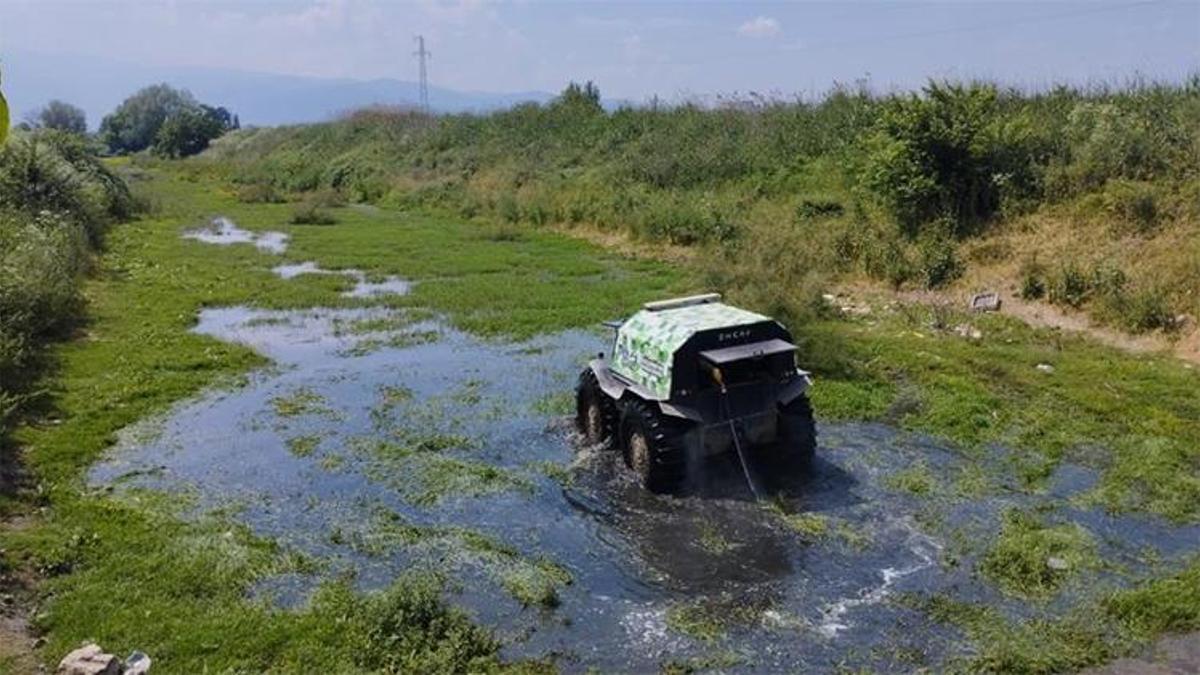Bursa’da sinekle mücadele tüm hızıyla sürüyor