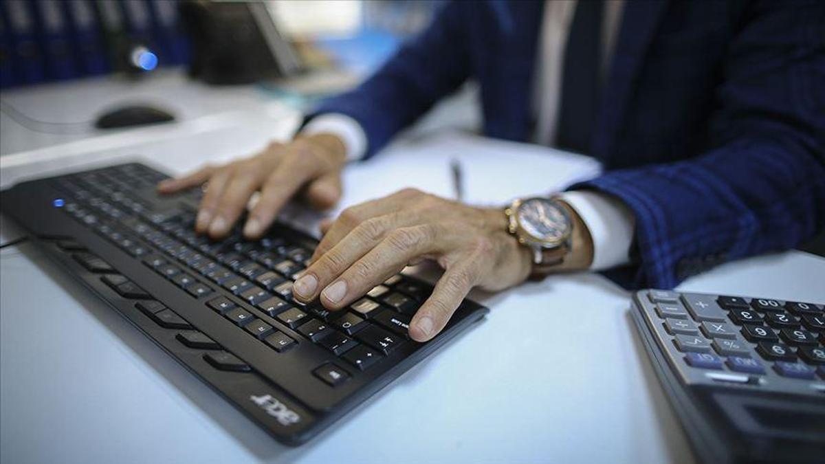 Bakan Tunç: Memur alım şartları değişti! 35 yaş sınırı kaldırıldı