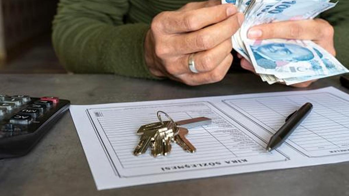 Emekli aylıklarını 16 bin 881 TL’ye çıkaran teklif komisyonda kabul edildi