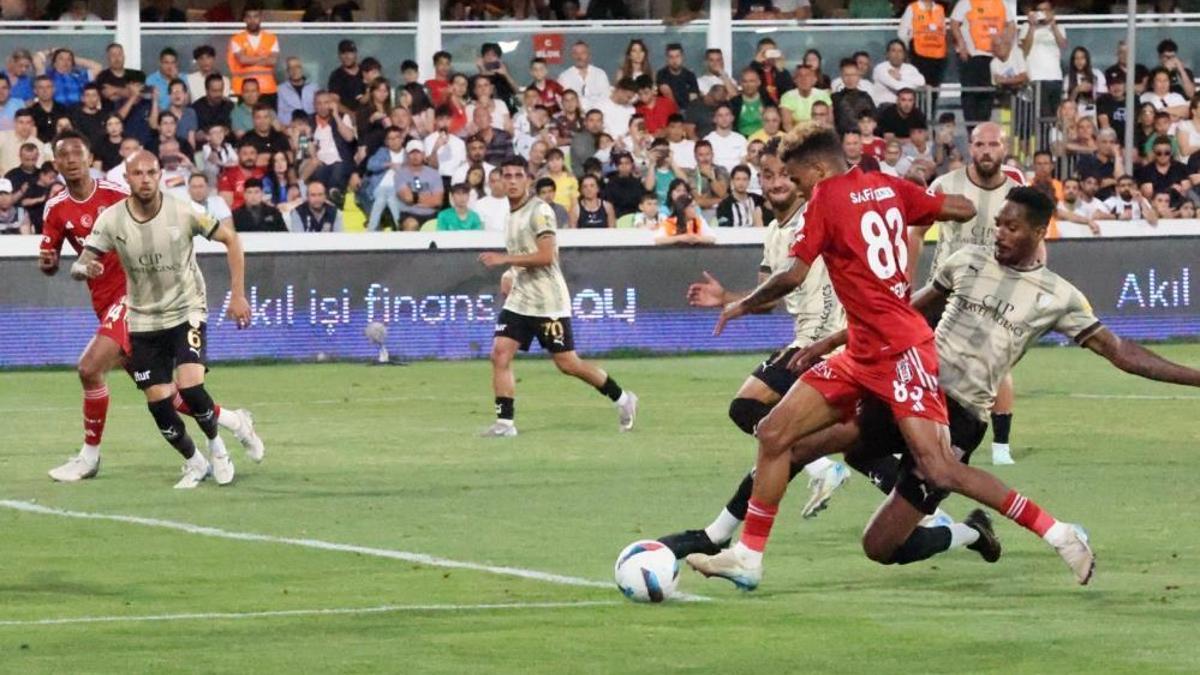 Süper Lig'de nefes kesen son! Avrupa gidecekler de Süper Kupa eşleşmeleri de belli oldu