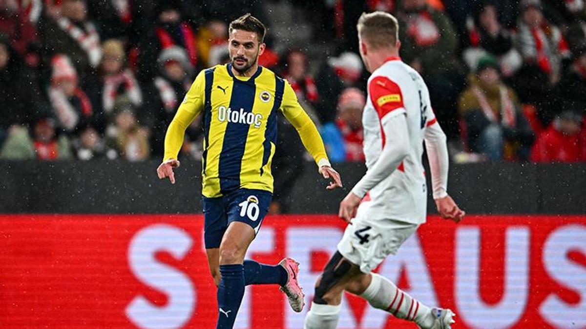 Dzeko'nun ardından Dusan Tadic de Fenerbahçe'ye veda etti