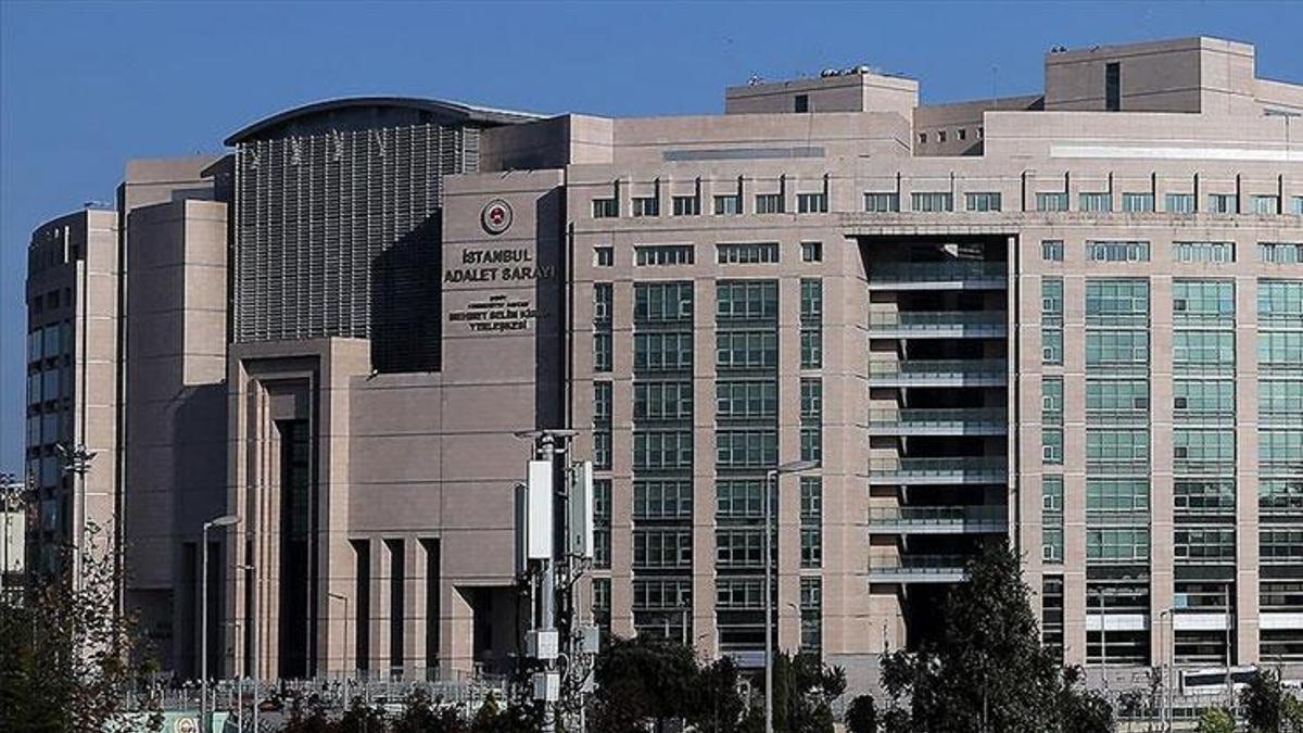 İBB'ye yönelik yolsuzluk soruşturmasında 11 şüphelinin adli kontrol tedbiriyle tahliyesine karar verildi