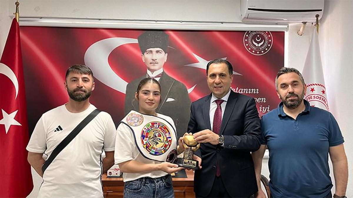 Bilecik'in gururu! Tüm rakiplerini mağlup ederek Türkiye şampiyonu oldu.