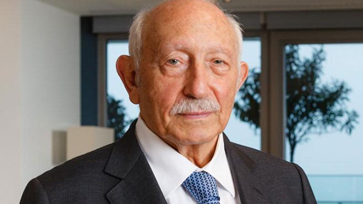 Türk sanayisinin önde gelen isimlerinden Asım Kibar hayatını kaybetti