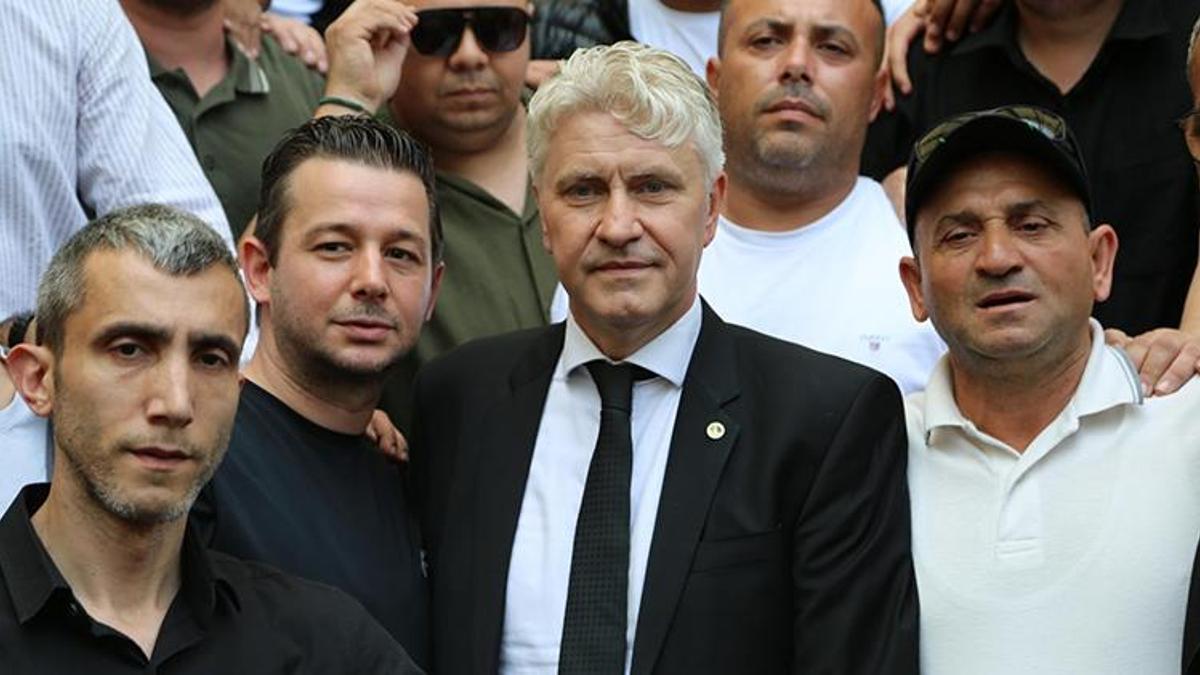 Sakaryaspor’un 46’ncı başkanı Muhammet Kıratlı oldu