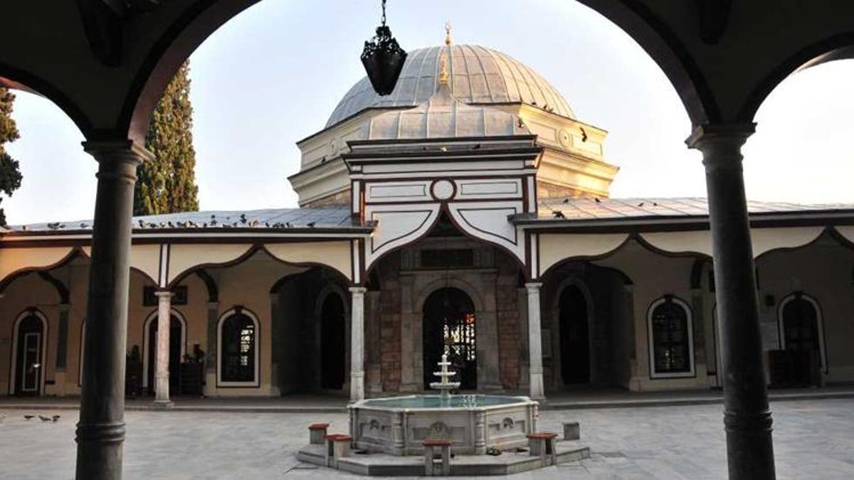 Emir Sultan Camii ve Külliyesi