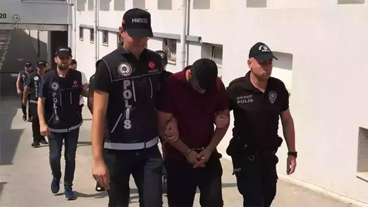 Adana'da evinde uyuşturucu satarken yakalanan sanığa hapis