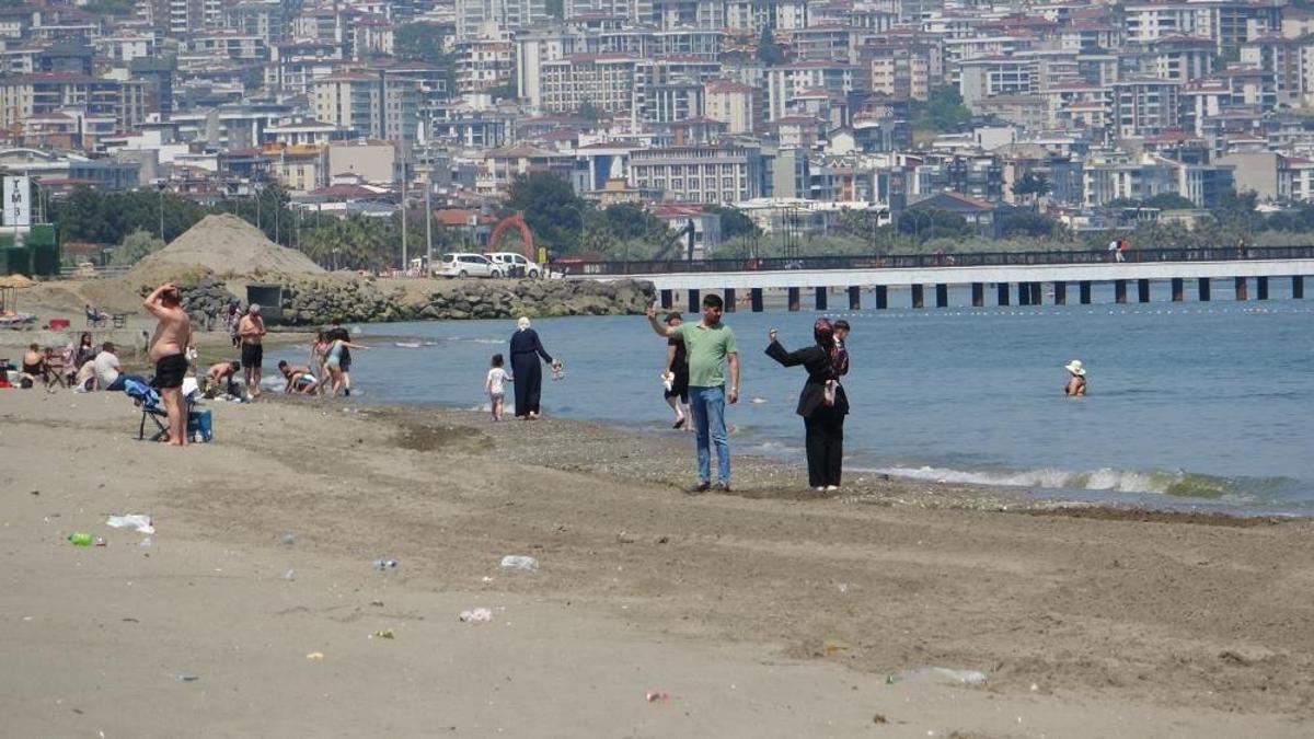 Samsun'da denizlerde sessiz tehlike!  Sadece yüzme bilmek yetmiyor!