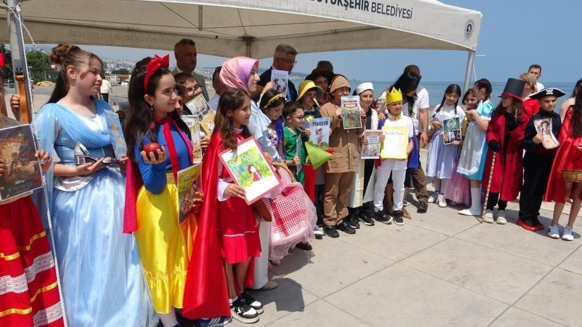 Samsun'da bilim fuarı: Öğrenciler projelerini sergiledi