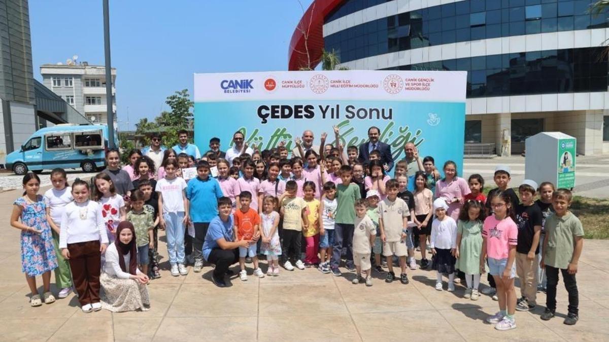 Canik'te ÇEDES Kültür Şenliği renkli görüntülere sahne oldu