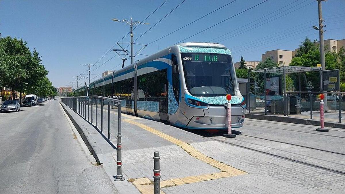 Konya'da bulunan metro ve tramvay istasyonları